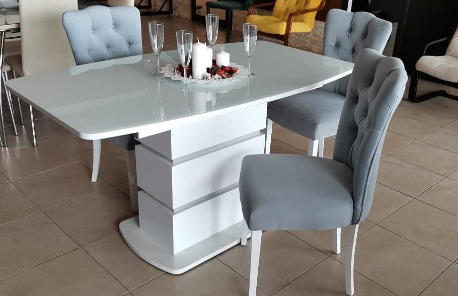 Мебель для кухни стол и стулья современный стиль